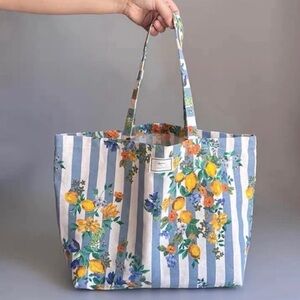 New Sézane × Momoni Tote Bag Sicilia Lemon
Print